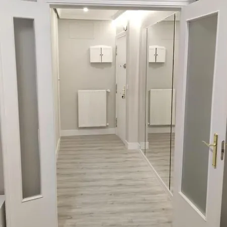 Apartmán Spacious With Free Parking In Old Town-casco Viejo *