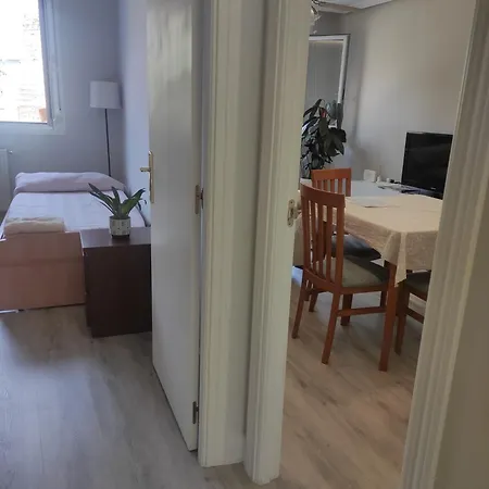 Spacious With Free Parking In Old Town-casco Viejo Apartmán *